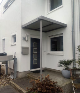 Haustür Vordach