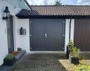 Garagentor Außenansicht Profilbau Scheil