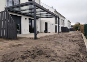 Terrassendach mit Unterglasmarkise von Profilbau Scheil