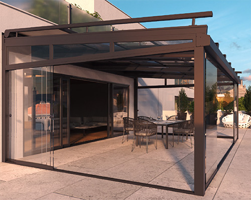 Glasschiebedach von TS Aluminium mit offener Seite