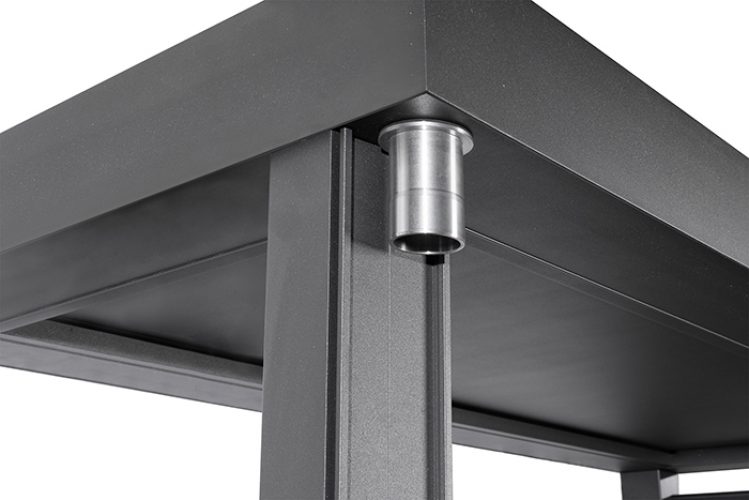 Verdeckt liegende Stützenentwässerung (optional)